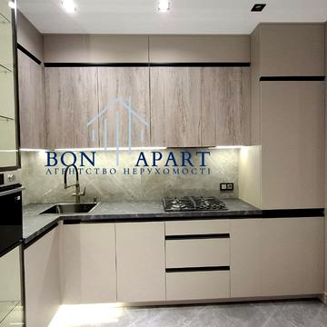 Яблунева вул., 15