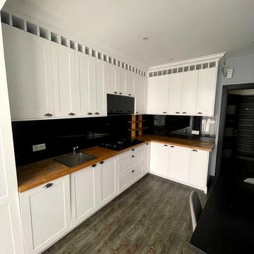 Слобідська вул., 2