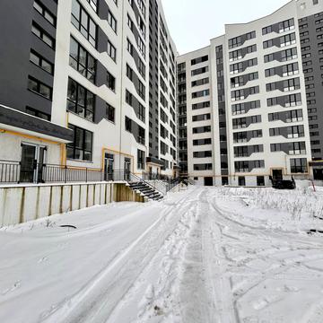 Мисливська вул., (Будинок 2)