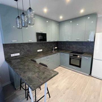 Центральна вул., 21-Б