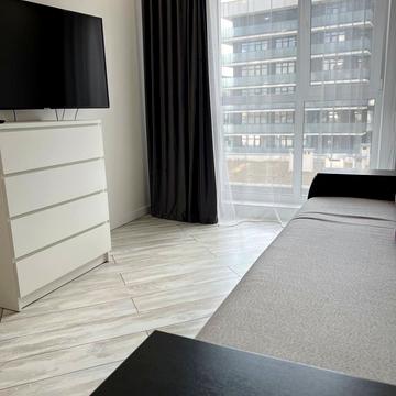 Вячеслава Чорновола просп. (), 16а