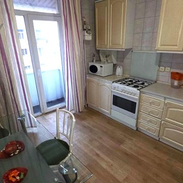 Дмитра Яворницького просп. (Карла Маркса), 46