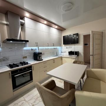 Василя Стуса вул., 30