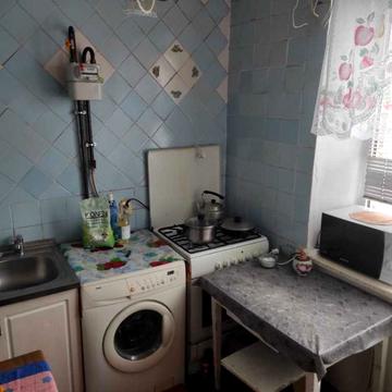 Гостомельська вул. (Матросова), 4