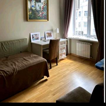 Металургів просп., 24