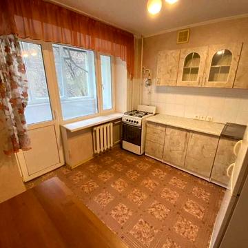 Кирилівська вул. (Фрунзе), 85/87