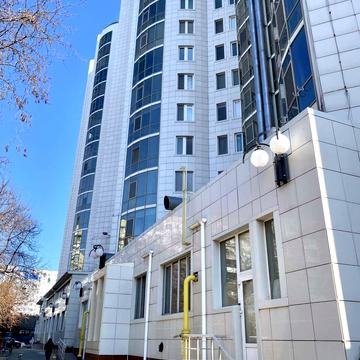 Добровольців вул. (Маршала Говорова), 18а