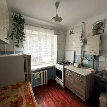 Затишна вул., 25