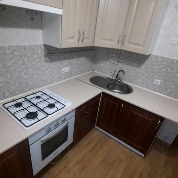 12-та Поздовжня вул., 3