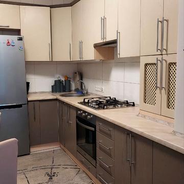 Героїв Небесної Сотні просп., 26/9