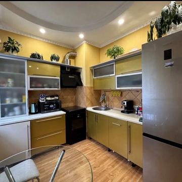 Сергія Нігояна просп. (Калініна), 42