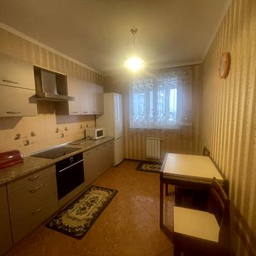 Вадима Гетьмана вул., 1-В