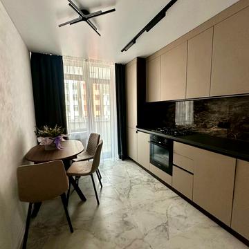 Київська вул., 8-Г