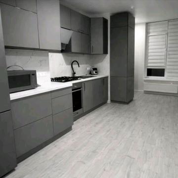 Володимира Великого вул., 5-Б