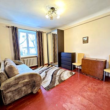 Білостоцький пров., 10в