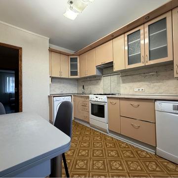 Сергія Шелухіна вул. (Олександра Невського), 43/2