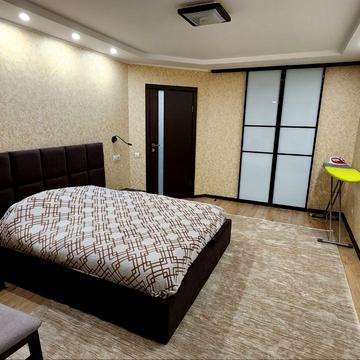 Соборна вул. (), 10-Д