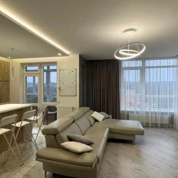 Під Голоском вул., 17в