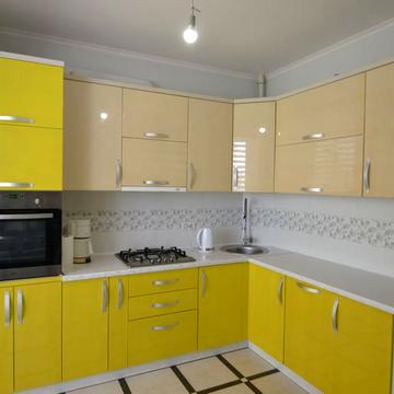 Олександра Довженка вул., 49