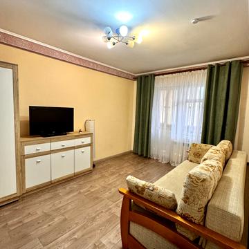 Володимира Івасюка просп. (Героїв Сталінграду), 7-А