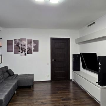 Юрія Пасхаліна вул. (Ілліча), 17