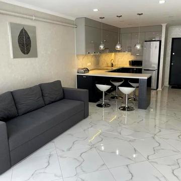 Гетьмана Івана Мазепи вул. (Топольна), 2б