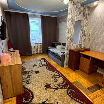 Ряшівська вул., 15