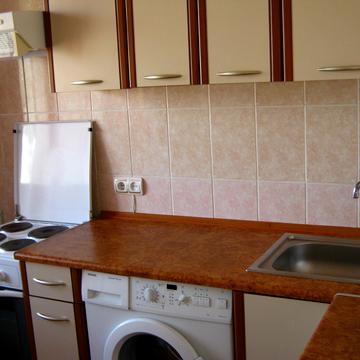 Володимира Івасюка просп. (Героїв Сталінграду), 25