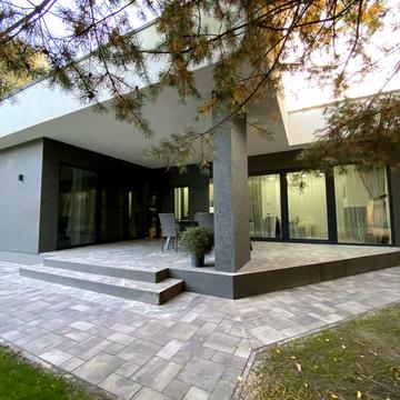 Вишеньківська вул.