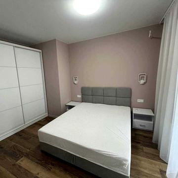 Зарічна вул., 4 к2