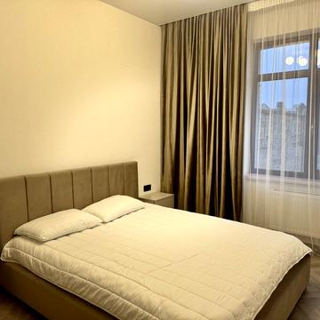 Карантинна вул., 22