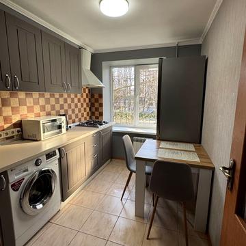 Джона Маккейна вул. (Івана Кудрі), 20-Б