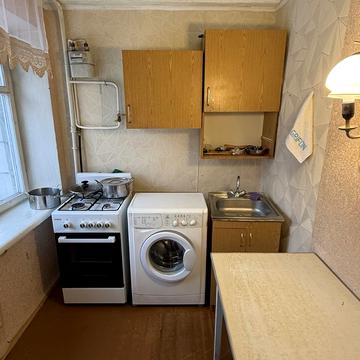 Русанівський бульв., 10