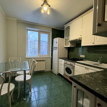 Оболонський просп., 34