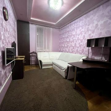 Олімпійська вул., 10б