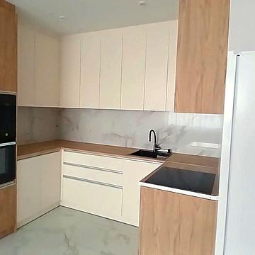 Варненська вул., 29