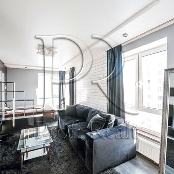 Петрівська вул., 1