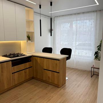 Роксоляни вул., (Будинок 2)