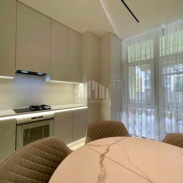 Дубищанська вул., 10