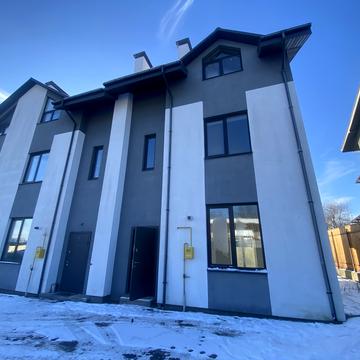 Яблунська вул., 39/Л