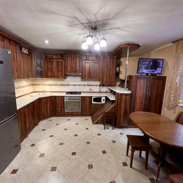 Жулянська вул.