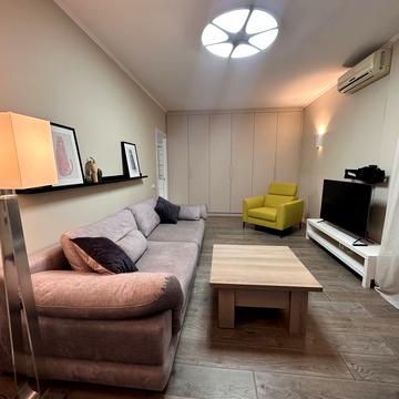 Дюківська вул., 8