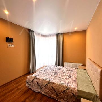 Героїв Майдану вул., 19-Б