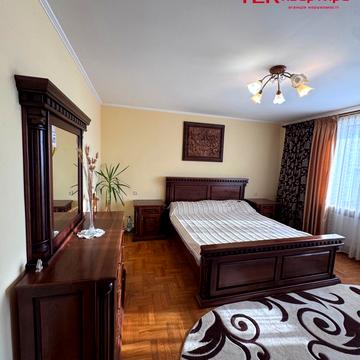 Бенцаля вул., 5