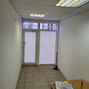 Краснова вул., 17