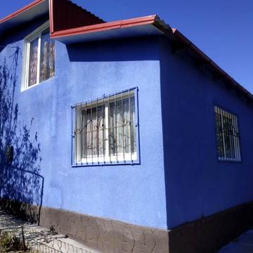 Центральна, 1