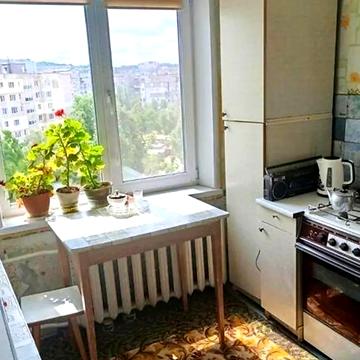 Набережна Перемоги вул., 118