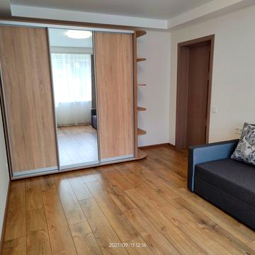 Івана Дзюби вул. (Сімї Сосніних), 2/1