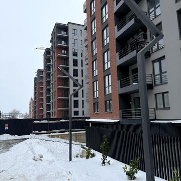 Бориса Тлехаса вул., 17