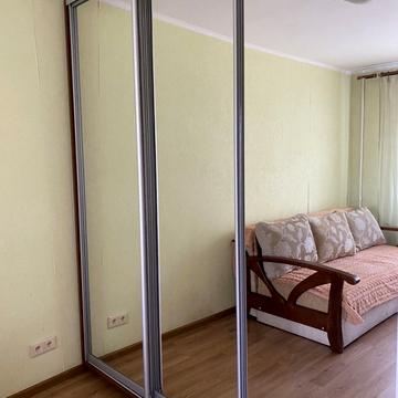 Деміївська вул., 35